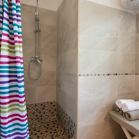 Affordable Near Amphiteatre Gostinjska kuća