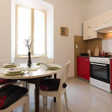 Penzion Affordable Near Amphiteatre Pula